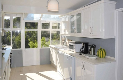 Monserrate Villa | Villa Akasia | 7 Bedrooms | Tennis Court | Stunning Sea Views | Perfect for Families