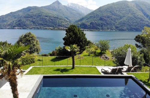 Santa Maria - Rezzonico House | Villa al Castello - Pool - direkte Seefront - 12 Gäste - 4SZ - 4 Bäder