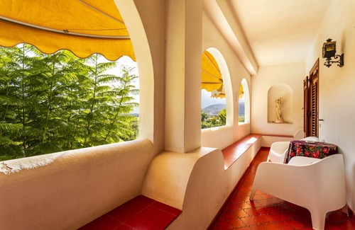 Trappitello Villa | Villa 'Alkantara' with Mountain View, Wi-Fi and Air Conditioning