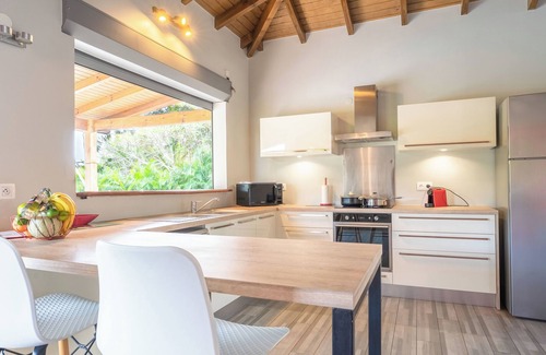 Saint-Francois Villa | Villa Alysea, charming villa with a tropical garden and pool for 4 guests