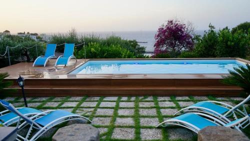 Marina Grande Villa | Villa Amalu Capri Piscina e Giardino
