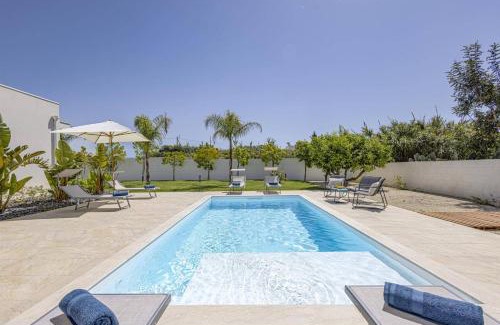 Santa Maria del Focallo Villa | Villa Andromeda by Villa Plus