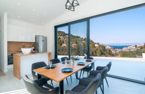 Stomorska Villa | Villa Antonio - Four bedroom Villa with swimming pool