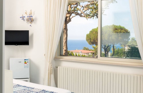 Casamicciola Terme Bed & Breakfast | Villa Araucaria