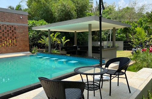 Poothurai Villa | Villa Aribella w/ private pool