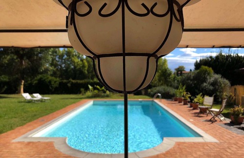Sarzana Villa | VILLA ARTE 12 PAX Luxury country house with Pool, BBQ WiFi near 5 Terre