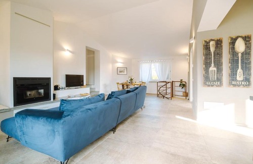 Cecina Villa | Villa Astra