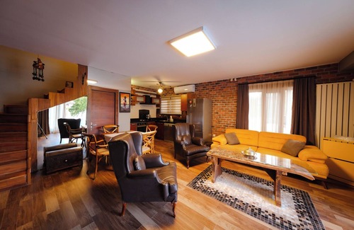 Orhangazi Villa | Villa Atroa