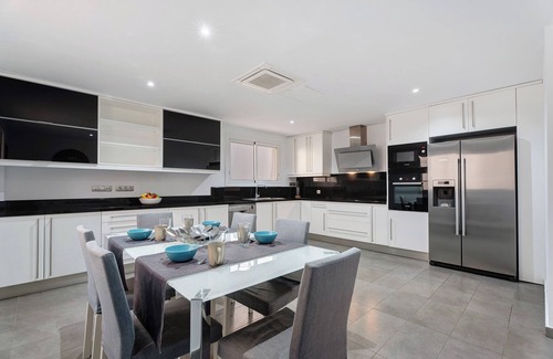 Puerto de Santiago Villa | Villa "Aurora Playa La Arena" with Sea View, Private Heated Pool & Wi-Fi