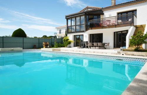 Royan Villa | Villa avec piscine chauffée et magnifique vue mer