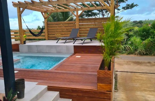 Goyave Villa | Villa Avec Piscine Proche de la Rivière