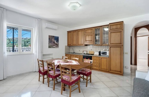 Nerano Villa | Villa 'Azzurra' with Sea View, Wi-Fi and Air Conditioning