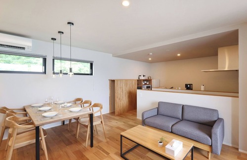 Shimonoseki House | Villa B A private lodging facility with a sauna and a panoramic view of the Kanmon Strait and Kanm/Shimonoseki Yamaguchi