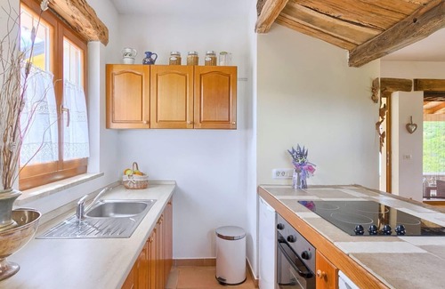 Pazin House | Villa Bacula with private pool, garden, free WiFi, free parking, quiet area