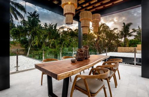 Lodtunduh Apartment | Villa Balinese Monkeys by BaliSuperHost
