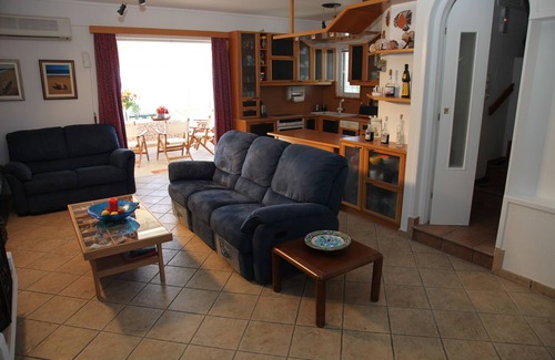 Lavreotiki House | Villa Barite (5 bedrooms)