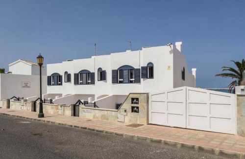 Corralejo Villa | Villa Bella Vista by Villa Plus