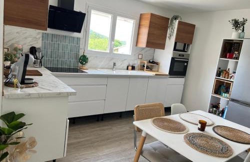 Laroque House | Villa Belle Vue