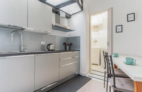 Borgo-Sanzio Apartment | Villa Bellini & Stadio Comfy Apartment
