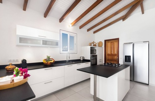 Malendure Villa | Villa between sea and mountains