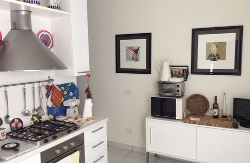 Calambrone House | Villa Bianca is a charming cottage close to the beach