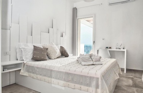 Santa Teresa di Gallura House | Villa Bianca Luxury B&B Experience