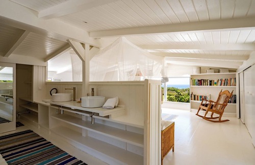 Grand-Bourg Villa | Villa Blanche with magnificent sea views and infinity pool at your disposal