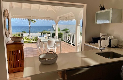 Sainte-Anne Villa | Villa Bleu Indigo, Bord de mer Avec Piscine à Sainte-anne