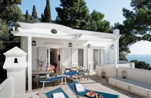 Marina Piccola Villa | Villa Bougainvillea