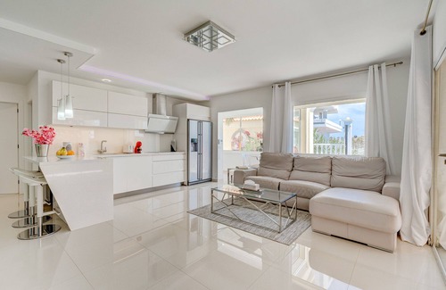 Callao Salvaje Villa | Villa Bouganvilla direkt am Meer mit Pool