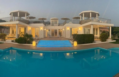 Adeje Villa | Villa Boutique Experience