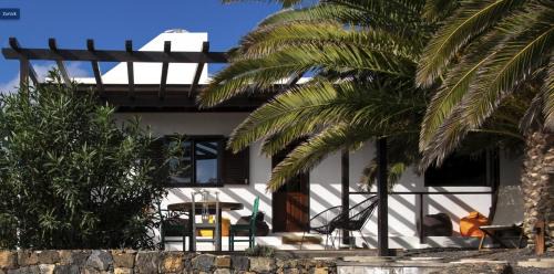 Haria Villa | Villa by the Sea