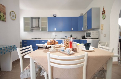 Noto Apartment | VILLA CALABERNARDO Apartment Turtledove Garden View 50 METERS FROM THE SEA