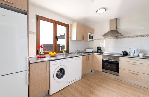 Caleta de Fuste Villa | Villa Caleta Del Sol by Villa Plus