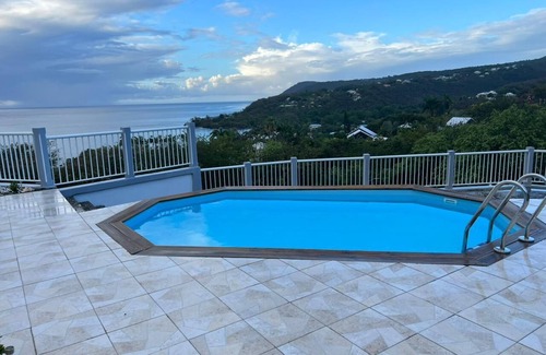 Deshaies Villa | Villa Calme et Paisible à 5 Minutes de la Plage de Leroux à Pied