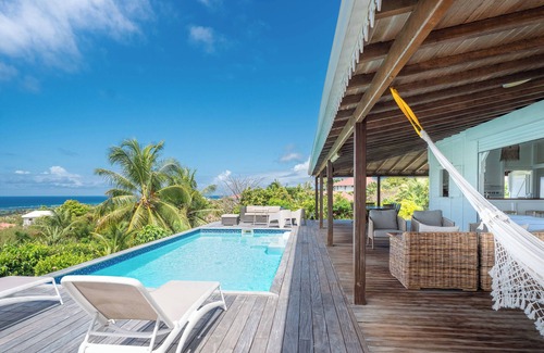 Grand-Bourg Villa | Villa Capi with a private salty pool and 3 air-conditioned bedrooms