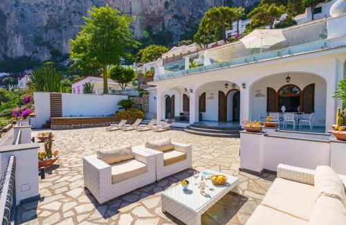 Marina Piccola Villa | Villa Capri by MyVillaCollection