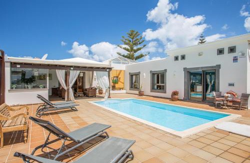 Montana Roja Villa | Villa Capricho