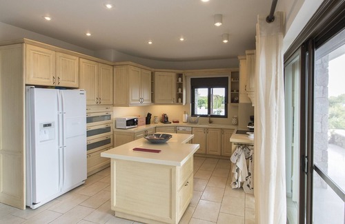 Kontos Villa | Villa Carolina in Aegina, Greece by Olive Villa Rentals | 30min by ferry!