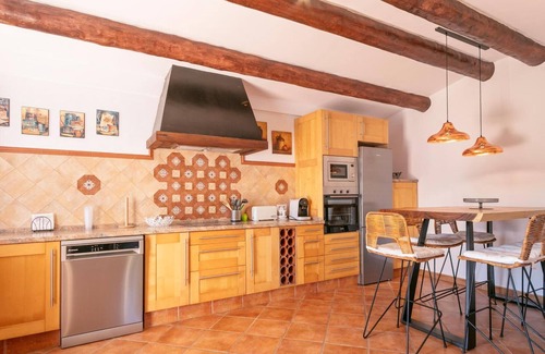 Tordera Villa | Villa 'Casa Cuatro Vientos' with Mountain Views, Wi-Fi and Air Conditioning