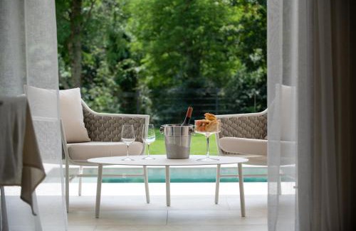 Heki Villa | Villa Castanea s bazenom, jacuzzijem, saunom te ograđenom okućnicom