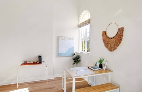 Santa Barbara Apartment | Villa Castillo 2 - studio, walking distance to State St, Dog Friendly, lots of outdoor space!