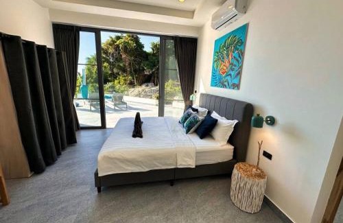 Maret Villa | Villa CHARLOTTE - SEAVIEW -4 Bedrooms