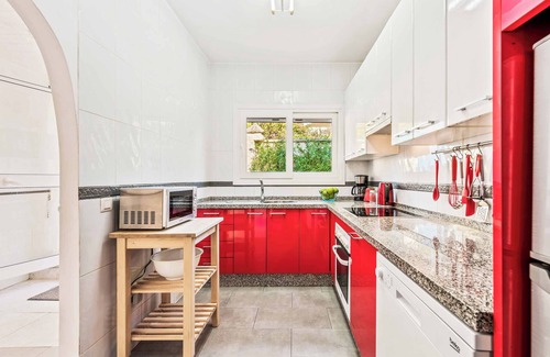 Calahonda Villa | Villa Ciara - Three Bedroom Villa, Sleeps 6