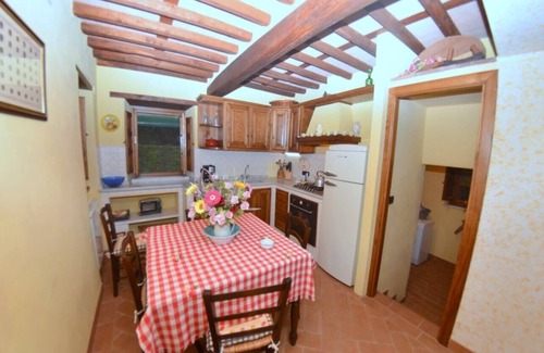 Pescaglia Villa | Villa Cleo - Private Tuscan villa with pool