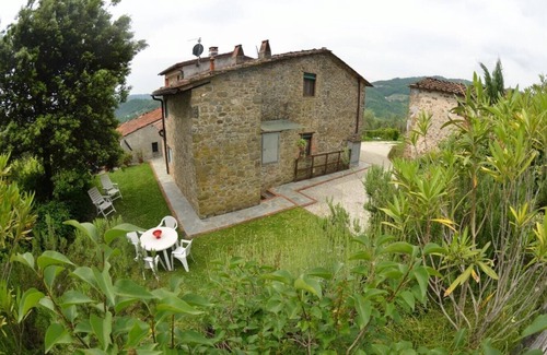 Pescaglia Villa | Villa Cleo - Private Tuscan villa with pool