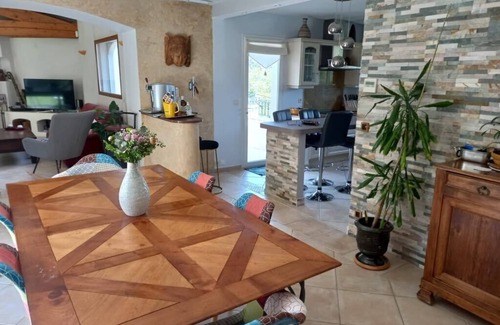 Fuveau Villa | Villa Climatisée en Provence 4 Chambres