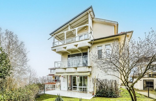 Masukiye Villa | Villa Close to Masukiye Waterfalls with Backyard