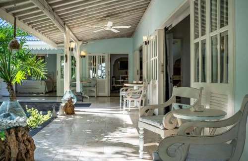 Candi Dasa Villa | Villa Colibri