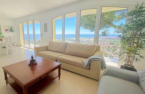 Santa Susanna House | Villa con piscina privada climatizada 29ºC